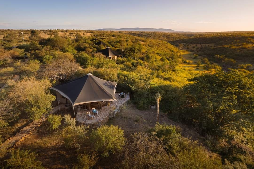 DAYS LAKE MASAI MARA WILDEBEEST MIGRATION PLUS L. NAKURU SAFARI