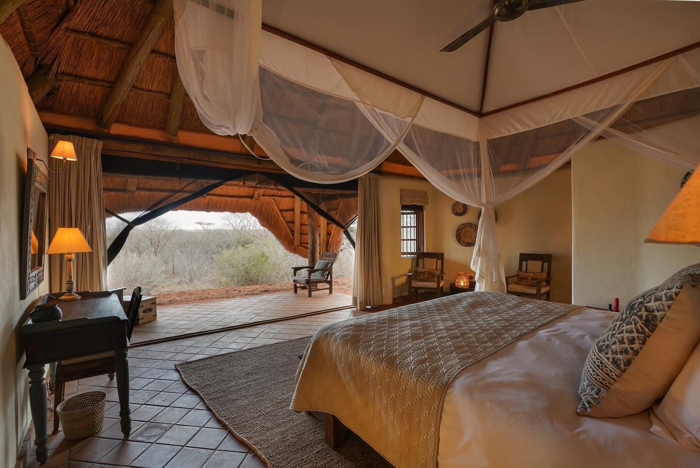 DAYS LAKE MASAI MARA WILDEBEEST MIGRATION PLUS L. NAKURU SAFARI